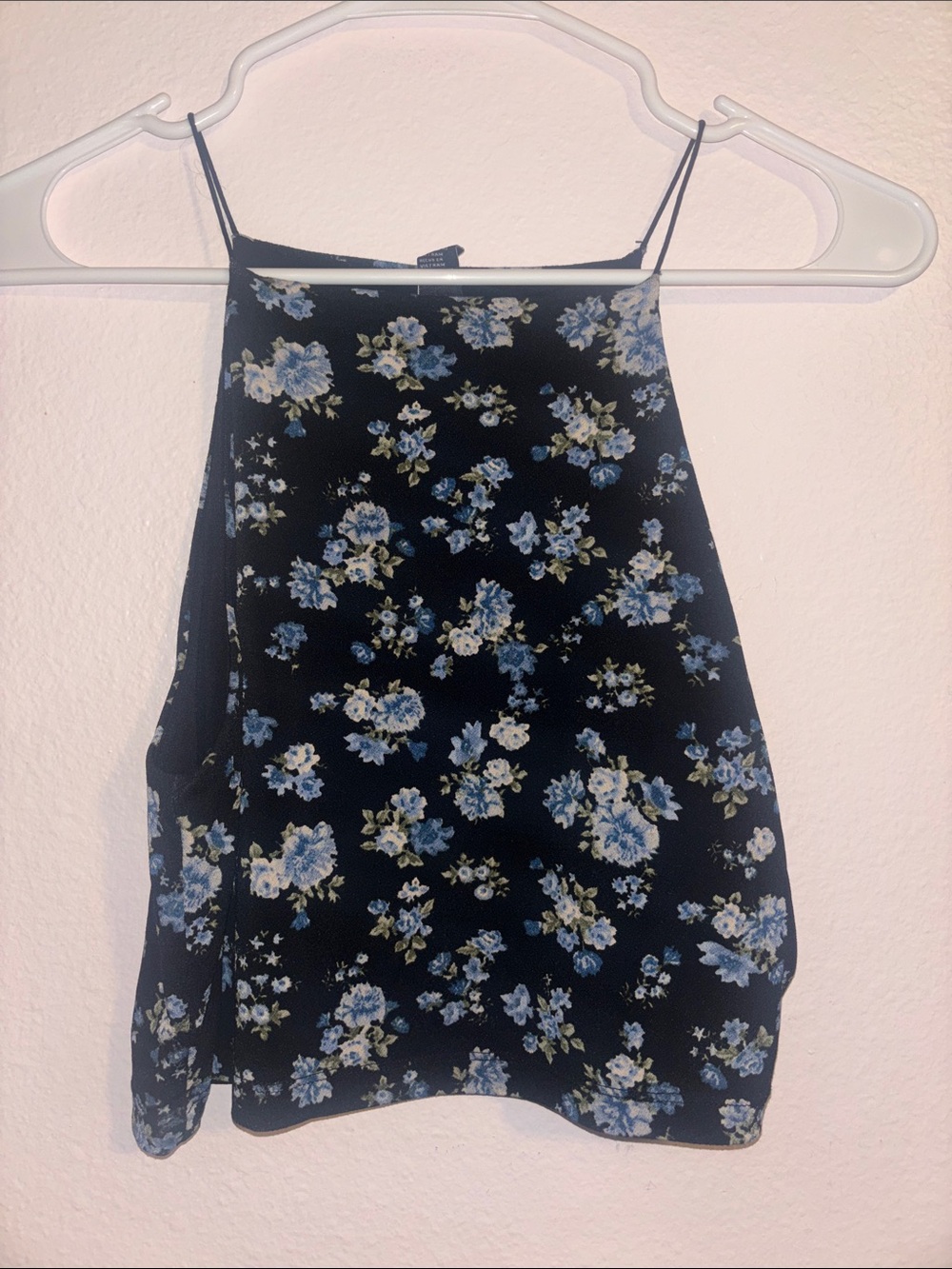 Forever 21 Woman’s Black Tank Top with Blue & White Floral Print, Size M